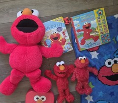 GIANT Lot of Elmo Items!! Toys, Books. Blanket, Plush – Seasame Street