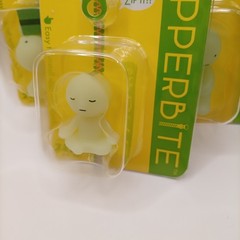 Smiski Figures Zipper Bite Japan Zipper Accessory Glow In The Dark Set of 4