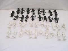 Vintage, 1960’s?, Astronauts, Plastic figures (22 white, 17 black)