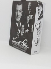 ULTIMATE VINCENT PRICE (BLACK & WHITE) 7″ inch Action Figure Neca