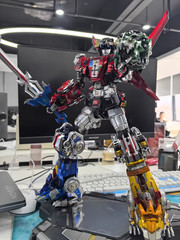 REBORN-01 Beast King Action Figure Transformable In Stock