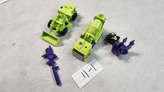 Lot G1 Transformers 1984 Constructicon Scrapper Mixmaster Devastator Head Gun