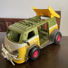 TMNT Party Wagon Pulverizing Pavement Pounder 2014 Playmates 94423