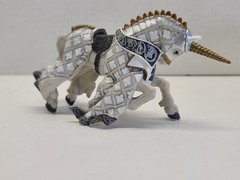 Papo Medieval Knight Action Figure Fantasy Cavalry Horse Unicorn Silver Gold