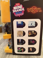 ZURU Mini Brands Really Works Vinyl Capsule Series 1 – NEW SEALED
