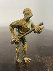 MIB Men In Black Alien Attack Edgar Action Figure & Stand Galoob Vintage 1996