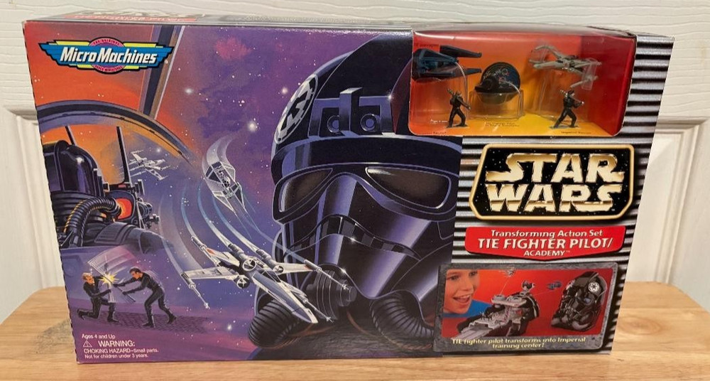 Star Wars Micro Machines Transforming Action Set TIE Fighter Pilot Academy NEW