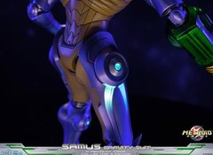 Metroid Prime Samus Gravity Suit Collector’s Edition LED Statue