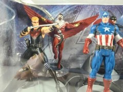 Avengers Figure Set MIB