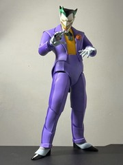 Batman Animated Series Joker 1/6 Scale Figure DC Comics Collectible Statue