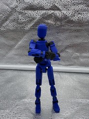 Dummy 13 figure, Titan 13-like Action Figure 3D Printed – w/extra hands