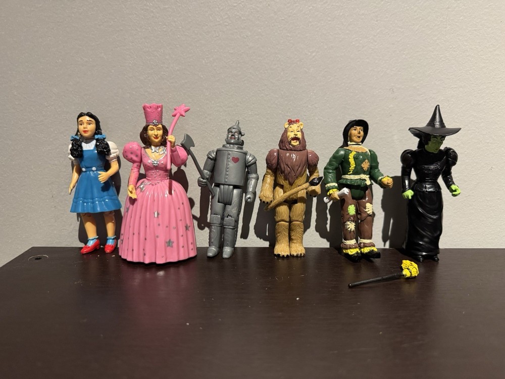 Wizard Of Oz Action Figures Set of 6 1988 50th MGM Turner Poseable, 3.75″ Figure