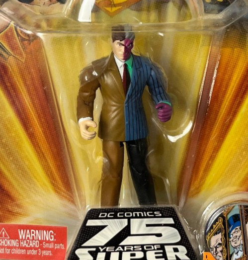 TWO FACE Dc Universe 75 Years of Super Power Sealed 3 3/4″ Figure with Button