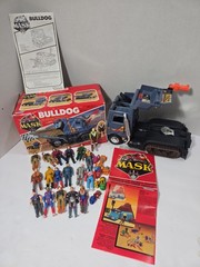 VTG-80’S-KENNER-M.A.S.K.BULLDOG SEMI TRUCK-W/BORIS BUSHKIN/BOX & 17 FIGURES-LOT