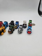 Thomas & Friends Train Tank Engine MINIS x14 in Travel Case Steam Team Classics