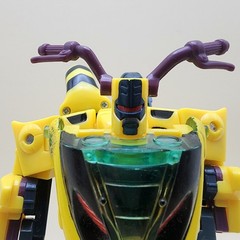 TRANSFORMERS Energon (2003) RAPID RUN 5.5″ Combat Deluxe + NIGHTSCREAM Minicon