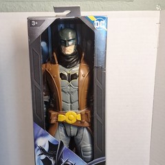Spin Master DC Batman Action Figure Brown Coat Gray Brown Black Yellow Ages 3+