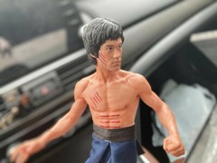 CHINA.X-H Fist of Fury Kung Fu Master Lee 1/6 Resin Tribute Statue Li Xiaolong