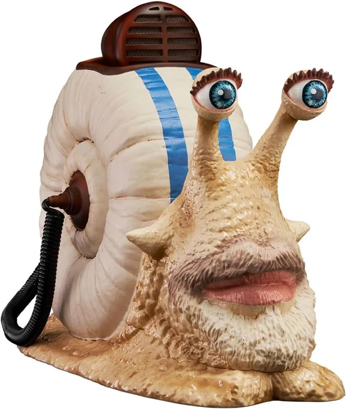 Bandai 67063 One Piece – Den Den Mushi Monkey D. Garp Ichibansho Figure