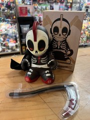 KIDROBOT KIDREAPER 15 MASCOT 7″ DESIGNER VINYL TOY ANDREW BELL 2007 WITH BOX