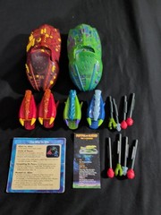 Retro/Vintage Space Pod Fistful of Aliens Pods And Launcher Lot, Red Green 1997