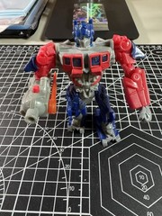 Transformers Optimus Prime 4.5″ Figure 2010 McDonald’s Happy Meal
