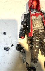 DC Collectables Batman: Arkham Knight – Red Hood Statue-Broken