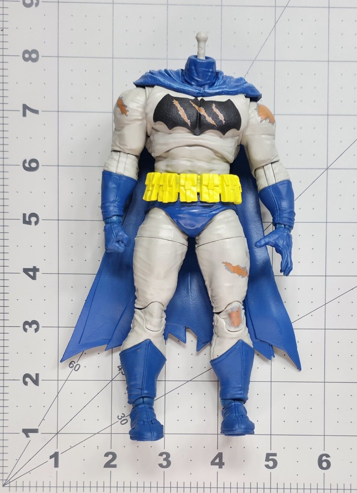 McFarlane DC Batman Body Dark Knight Returns Collector 7″ Custom Fodder Parts