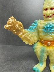 M1GO 1997 Daimon Glow in the dark Sofubi 8.8″ Soft Vinyl Figure w/ Header & Bag