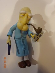 Exclusive Herbert from Family Guy 2006 Convention Exclusive NRFP + Loose Herber