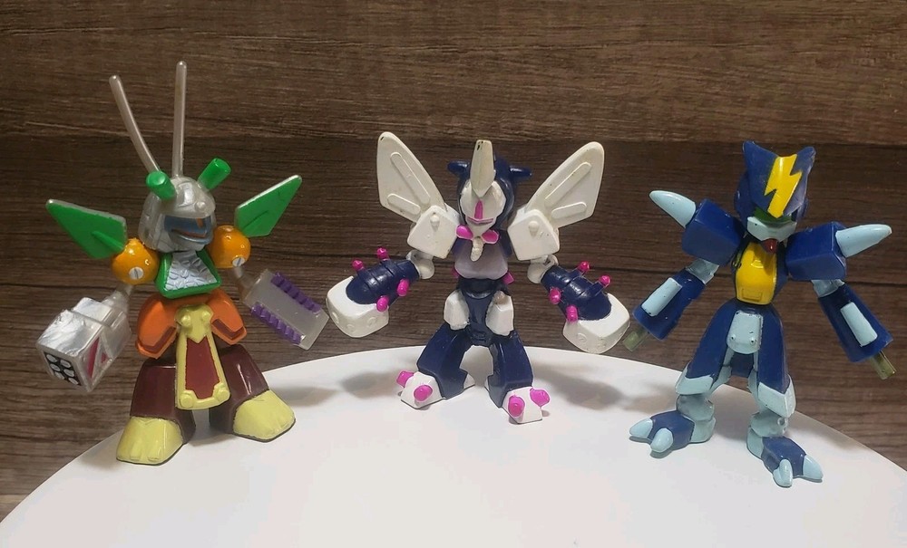 Vintage 2001 Medabots Lot Of 3, 2.5″ Action Figures Takara Hasbro..Free Shipping