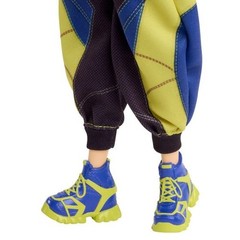 KPop Demon Hunters HUNTR/X Zoey Fashion Doll – Pre-Order