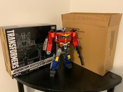 Transformers Generations Selects GS01 Star Convoy Takara Tomy Complete with Box