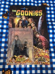 Mezco Toyz The Goonies 5 Points Mikey, Sloth, Data & Mouth Action Figures Set