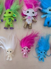 The Zelfs Trolls Figures Huge Lot – 10 Minis, 12 Small, & 1 Medium = 23 Total