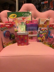 shopkins season 4 lot of blind box & bags & fashion tag & color book & more 