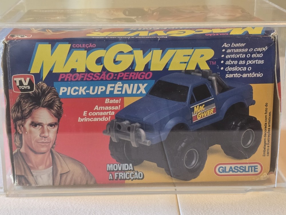 MACGYVER GLASSLITE Pick Up Fenix Truck (Red) Unused 1980s TV SERIES W/Acrylic