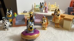 Bluey – Friends & Family Figures, Car, Furniture And Accessories Lot