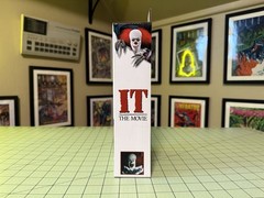 PENNYWISE IT (1990 Movie) 8″ inch Clothed Action Figure NECA NEW 2021