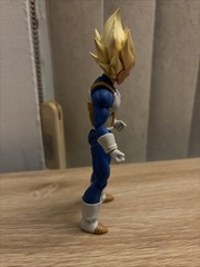 Bandai Dragon Ball Z Super Saiyan Vegeta 5.3 in Action Figure – BAS64186
