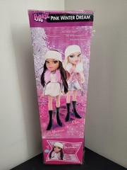 Yasmine 24″ Pink Winter Dream MGA Entertainment BRATZ NEW Exclusive Walmart