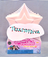 Roblox Dress To Impress Mystery Models Doll & DLC Code Series Wave 3 —READ—