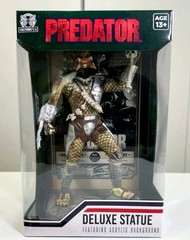 Predator – 9in Deluxe Vinyl Statue By Culture Fly Studios. NIB