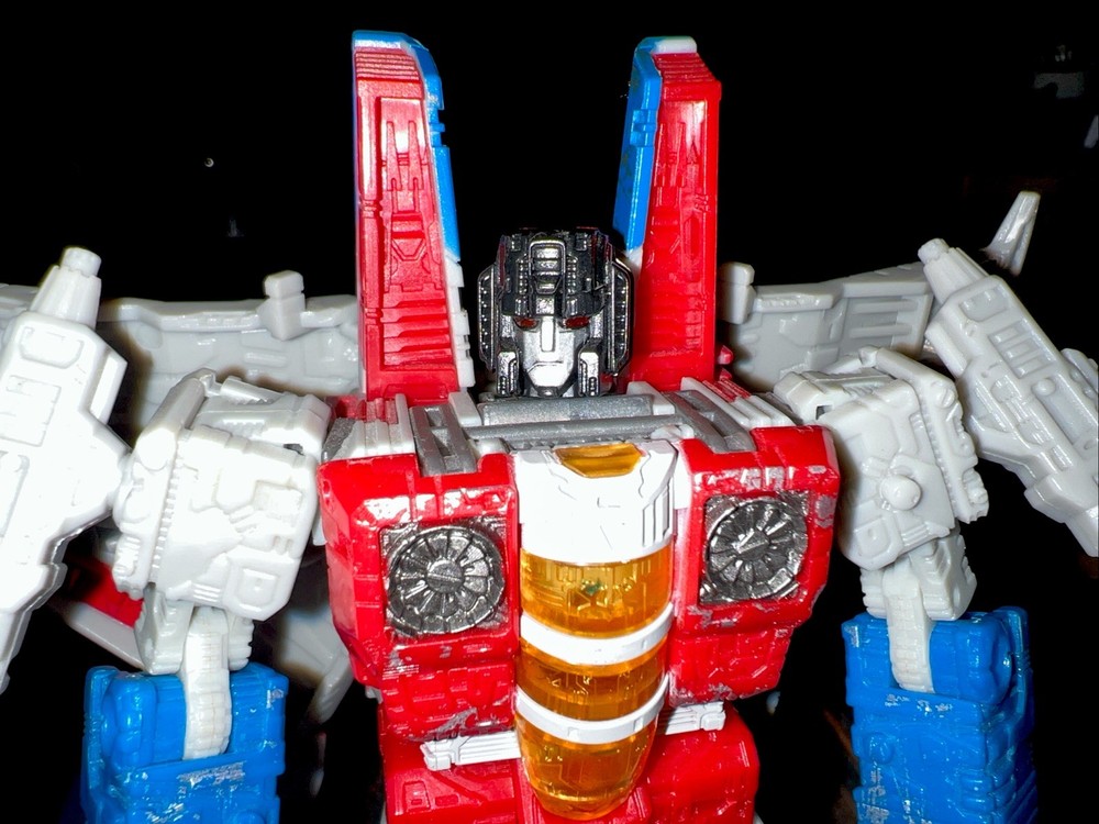 Transformers Generations War for Cybertron Siege Voyager Tetra Jet Starscream