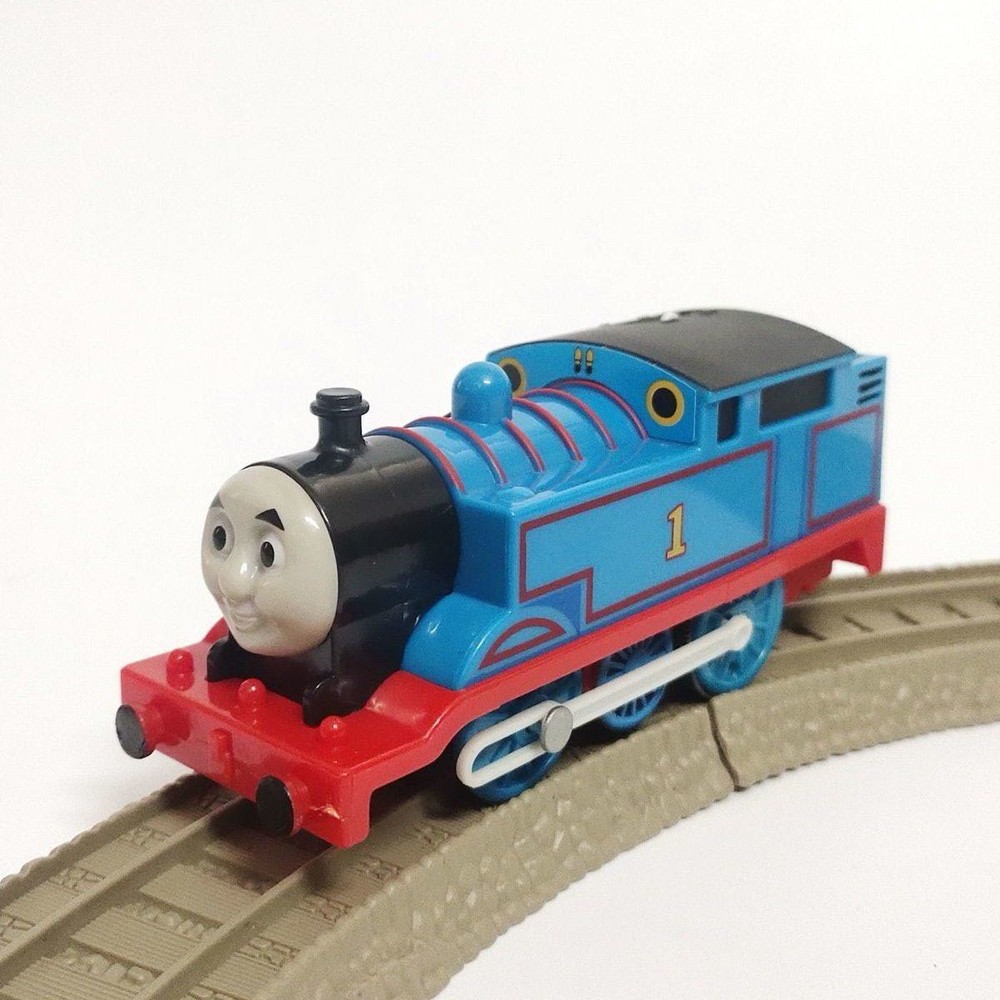 TRACKMASTER THOMAS BATTERY MOTORIZED TOY TRAIN- DOUGLAS + DONALD +Railway Tracks