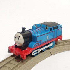 TRACKMASTER THOMAS BATTERY MOTORIZED TOY TRAIN- DOUGLAS + DONALD +Railway Tracks