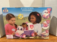 Doc McStuffins ” DOC & ROSIE THE RESCUER ” BRAND NEW WITH ACCESSORIES