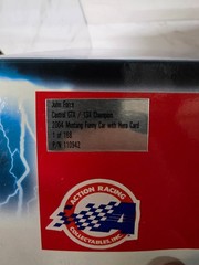 John Force Castrol 2004 Mustang Funny Car 1:24 NHRA Action Racing /168 Hero Card