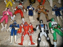 HUGE LOT OF 1990’S POWER RANGERS FIGURES AND VEHICLES