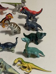 Jurassic Park Lost World Mini Hatchling Lot Of 20 T-rex Carnotaurus Collection
